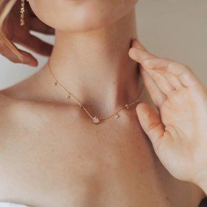 Untamed Petals - Miles Choker/Necklace - Teardrop Pendant Bridal Necklace - Gold